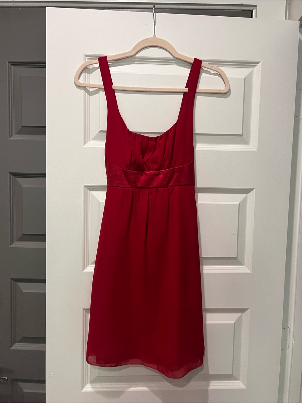Women's Red Sleeveless Dress